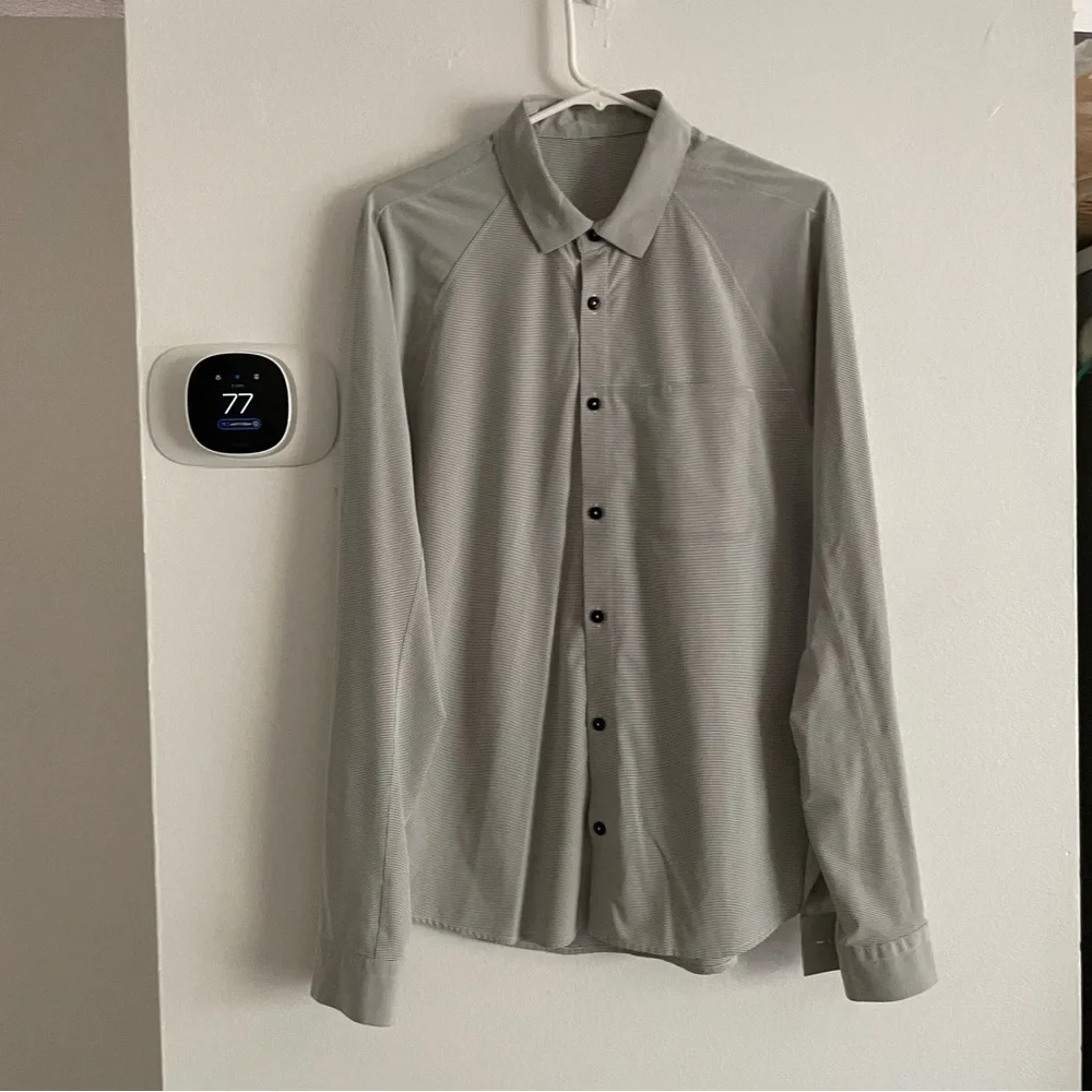 Lululemon Gray striped Long Sleeve Shirt size large